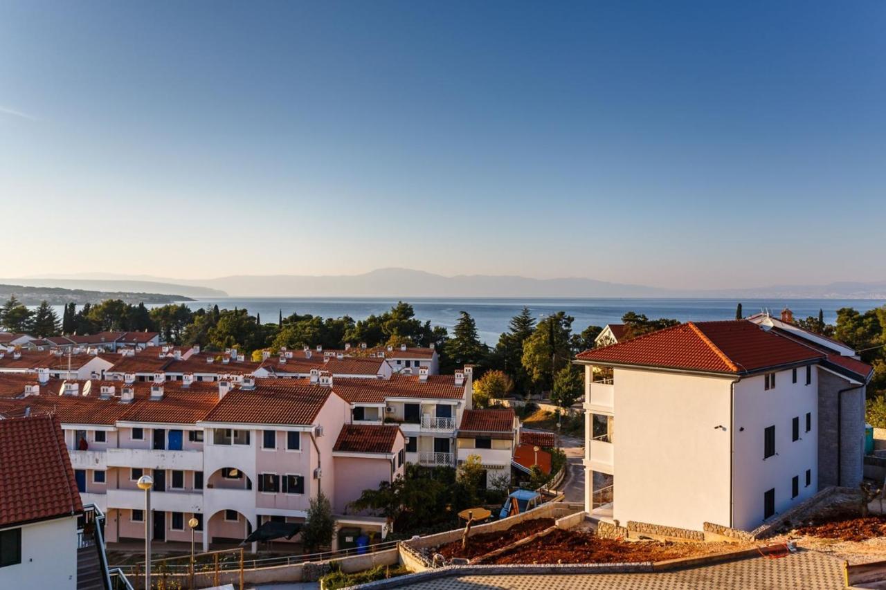 Apartments Adria Malinska Exteriér fotografie